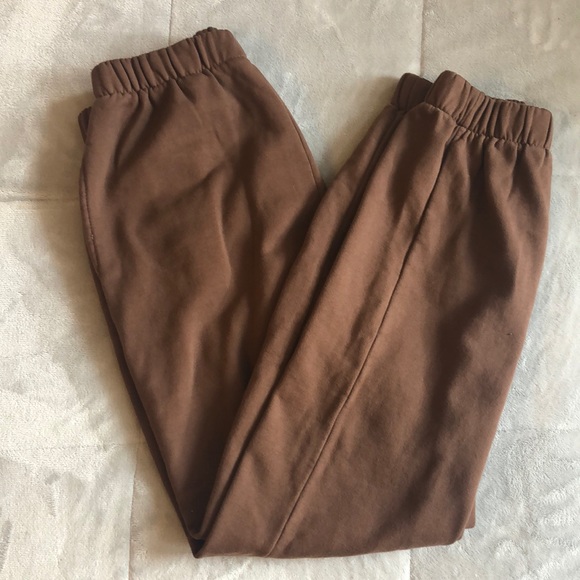 Brandy Melville Pants - Brandy Melville One Size Chocolate Brown Sweats